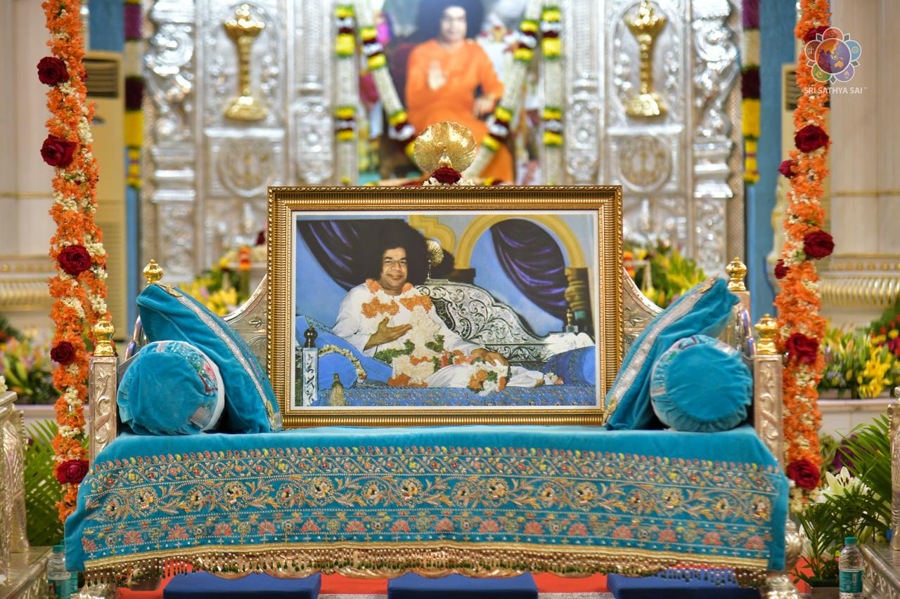 Jhoola Mahotsavam | Devotional Music Program by Lalgudi GJR Krishnan and Team | Malladi Brothers and Team | 23rd November 2024