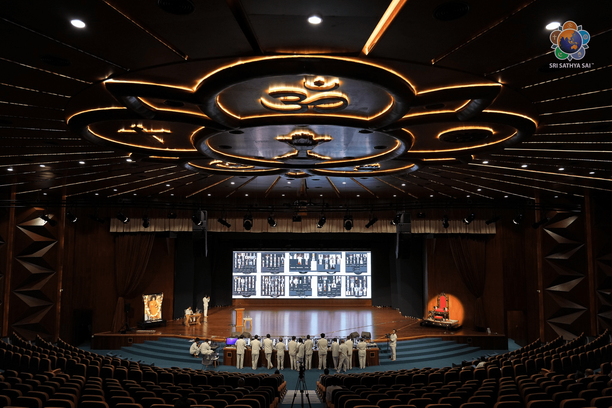 Collective Chanting of Sai Gayatri | Sai Hira Global Convention Centre