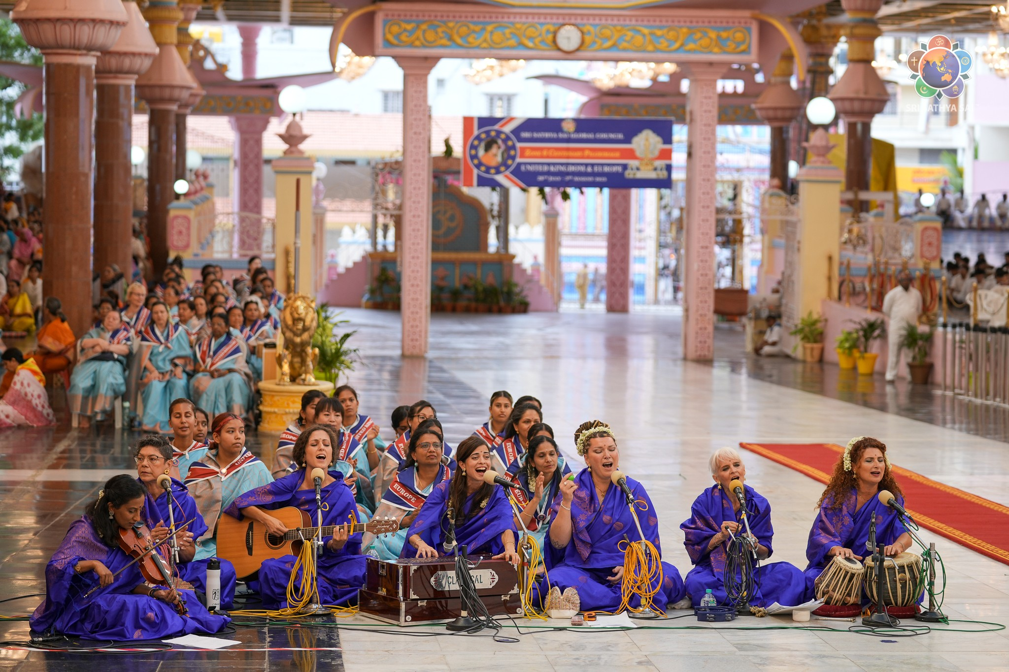 Italian & Spanish Musical Offerings | Pilgrimage to Prasanthi by devotees from Zone 6, SSSGC – Day 2 | July 29, 2025
