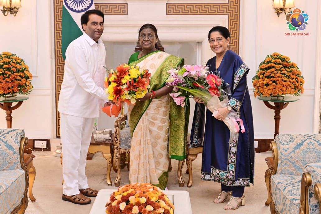 Managing Trustee of Sri Sathya Sai Central Trust Invites Hon’ble President of India for Bhagawan’s Centenary Celebrations