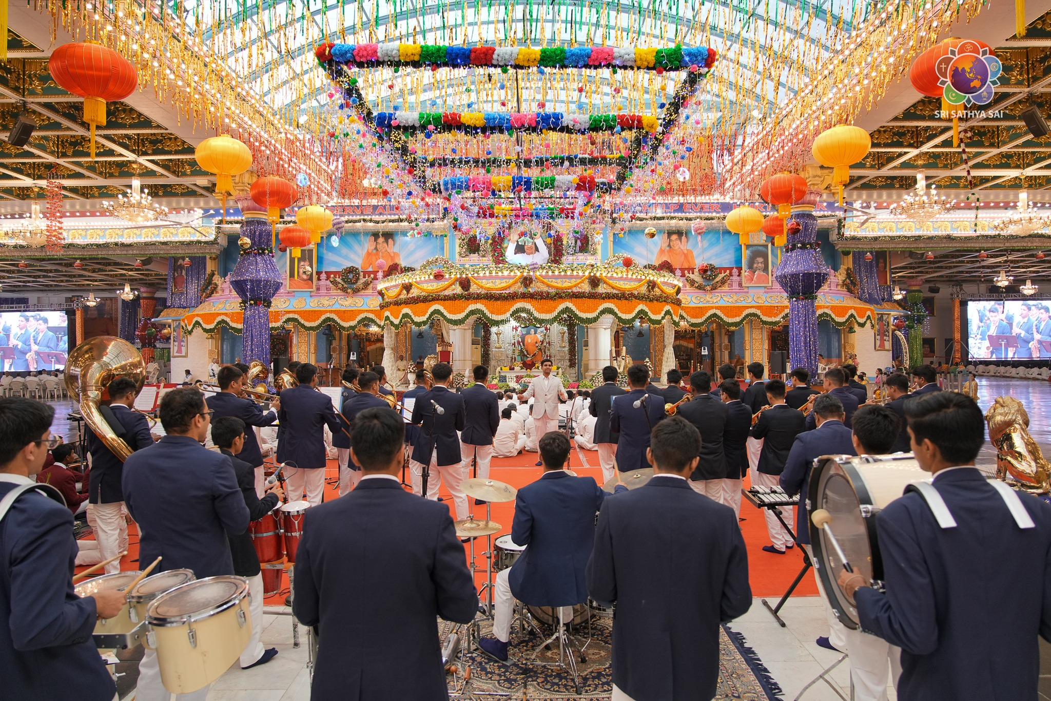 New Year Celebrations at Prasanthi Nilayam | Morning Proceedings | Jan 1, 2026